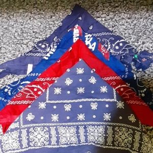 Bundle 4 bandanas